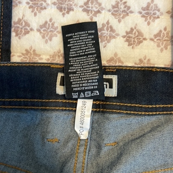 Men’s Travis Mathew Legacy Denim Jeans Pants Size 32 - Picture 12 of 15